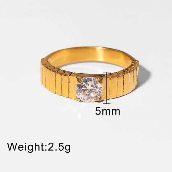 18K Gold Plated Cubic Zirconia Ring - Picture 5 of 8